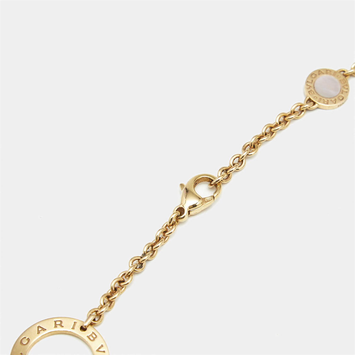 Bvlgari Bvlgari Circle Mother of Pearl 18k Yellow Gold Necklace