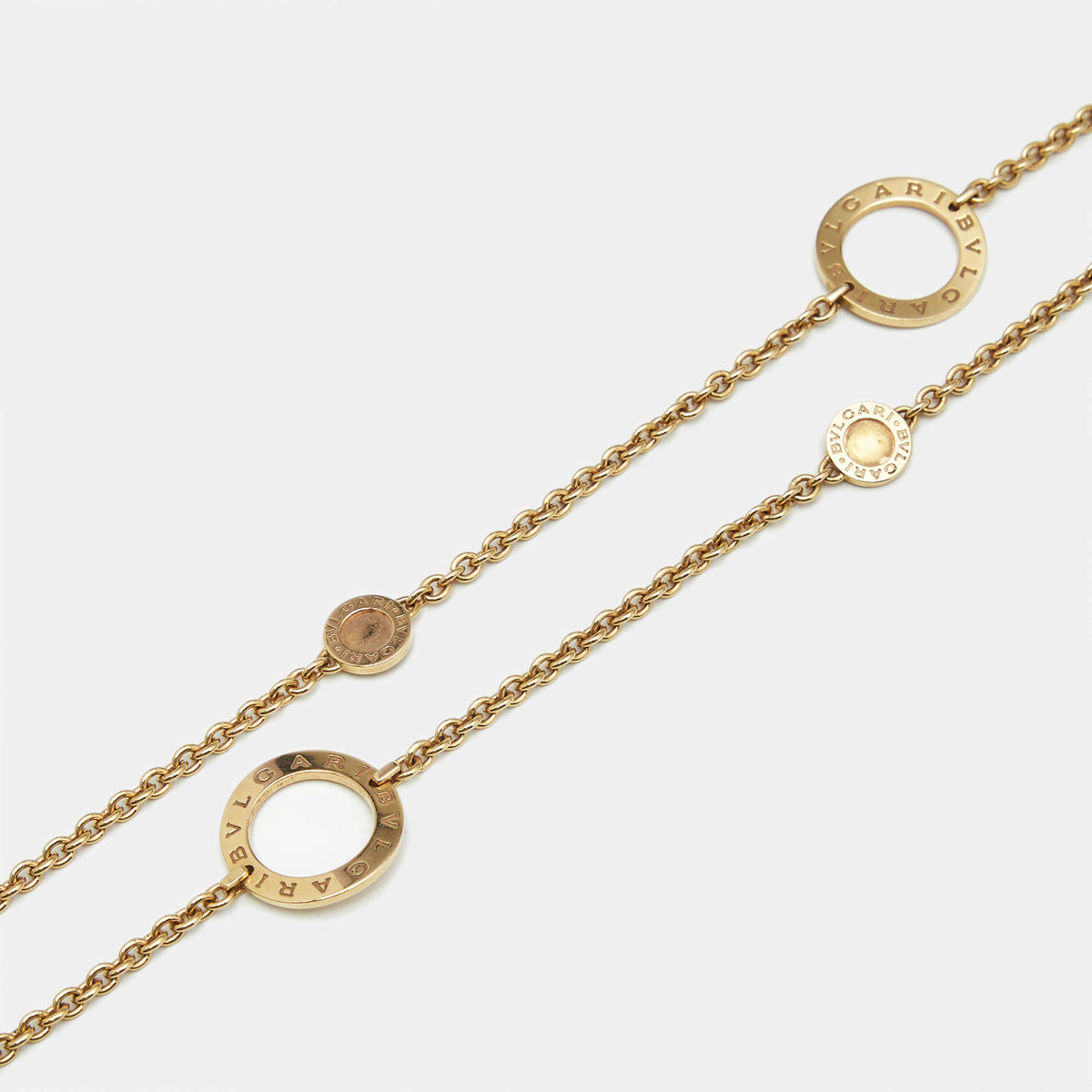 Bvlgari Bvlgari Circle Mother of Pearl 18k Yellow Gold Necklace