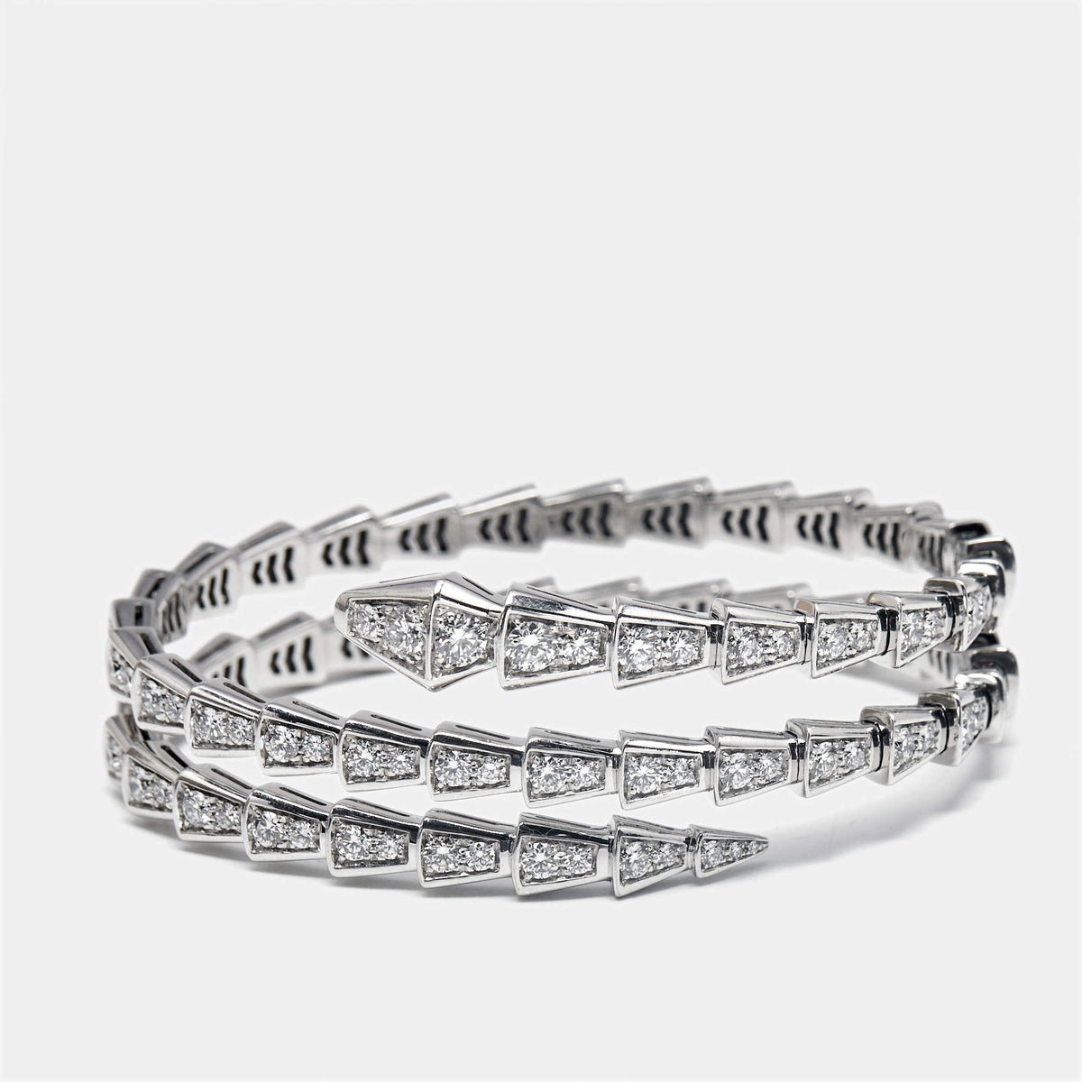 Bvlgari Serpenti Viper Diamond 18k White Gold Bracelets S Multi Wrap