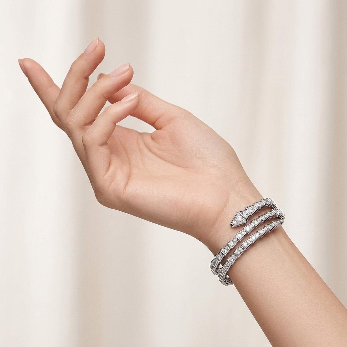 Bvlgari Serpenti Viper Diamond 18k White Gold Bracelets S Multi Wrap